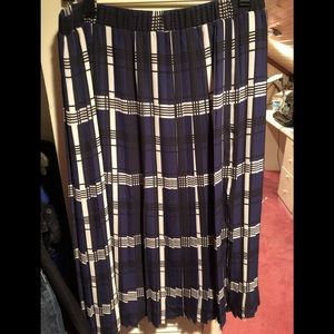 Banana Republic Factory Plaid Skirt